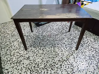 Dining table for sale