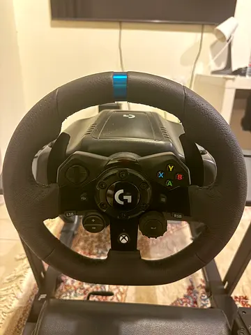 Logitech G923Force Feedback Racing Wheel with Pedals - Good Condition