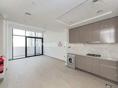Spacious 2 Bedroom | Huge Layout | For Sale