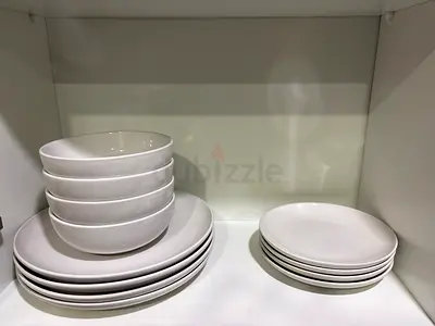 White Ceramic Dinnerware Set - Plates and Bowls (16 pieces)