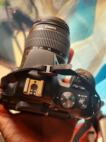 Canon 250 D