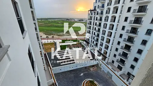 Fully Furnished 2BR| Golf View| Ready To Move in