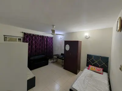 Big Furnished Room for 1-2 Bachelors