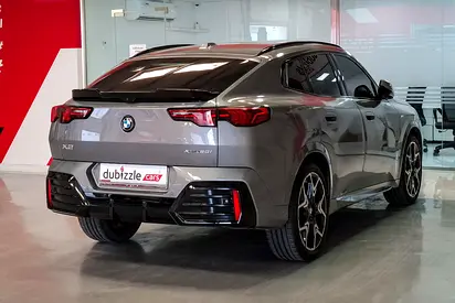 2025 BMW X2 thumbnail 6