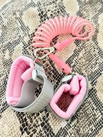 Toddler anti-lost wrist NEW