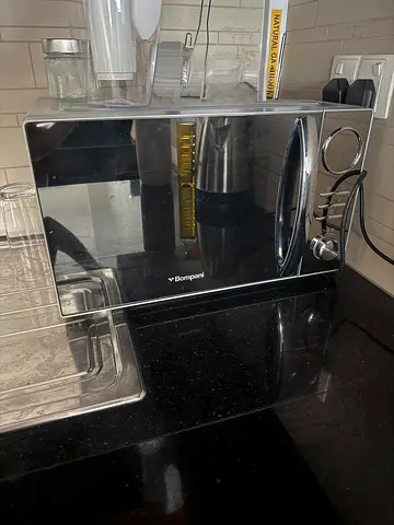 Bompani countertop microwave oven - excellent working condition