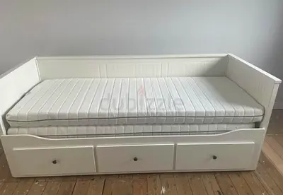 IKEA Hemness Daybed With 2 Mattress and 3 drawers