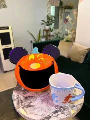 Set of 2 Mickey-themed Ceramic (Orange Pumpkin  Blue coffee mug) - excellent Condition