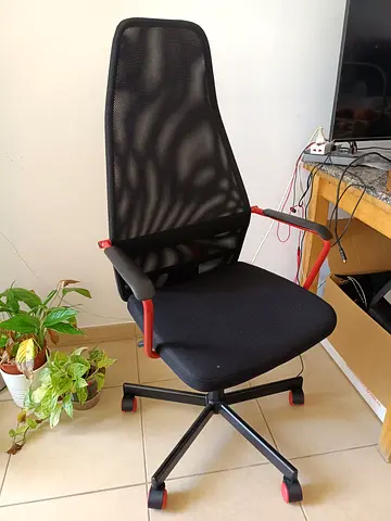 Huvudspelare IKEA Used Adjustable Office Desk Chair - Black Fabric, Red Frame Accent