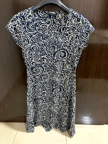 Navy and white patterned knee-length womens dress, good condition