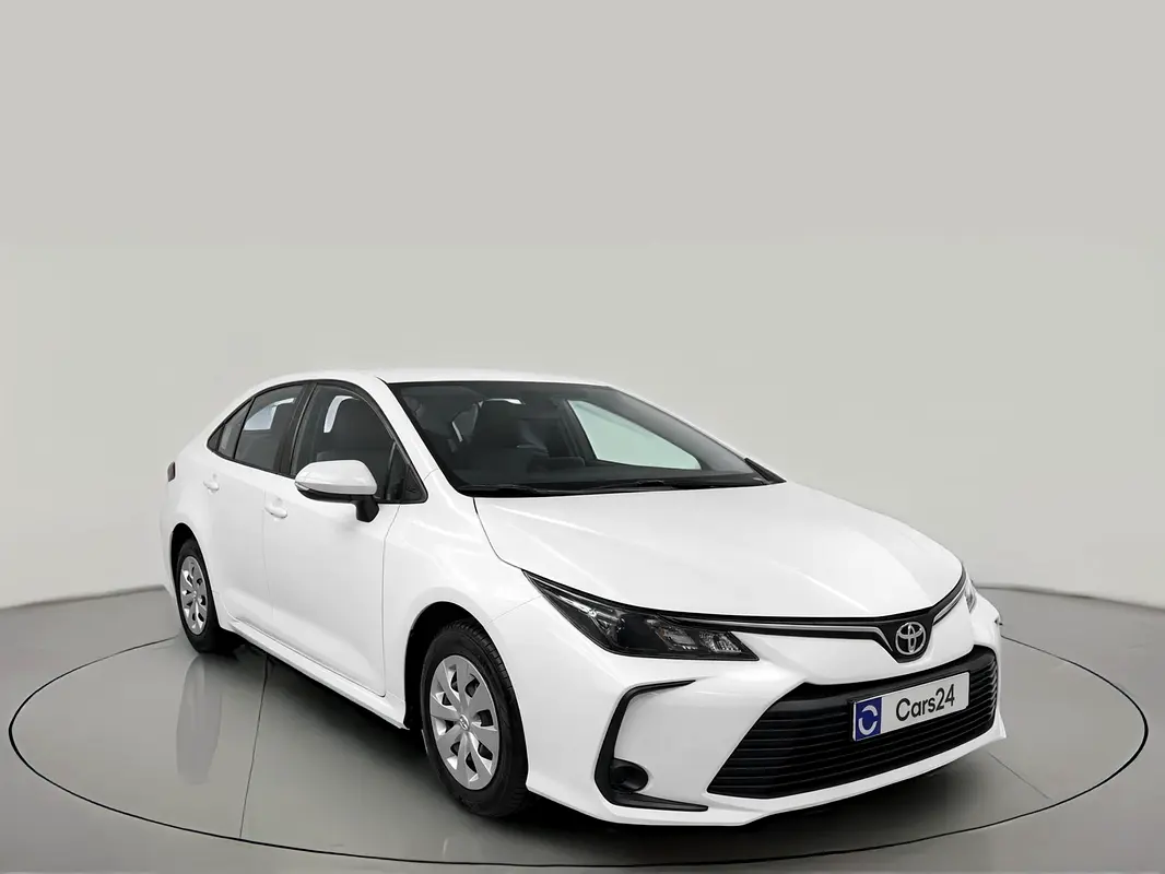 Toyota Corolla 2023 — photo 1 of 13