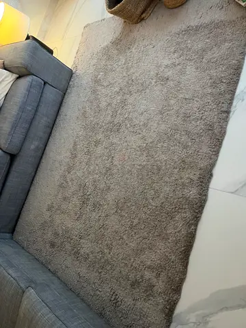 Soft beije $%! rug - good condition, 160x230cm (approx.)