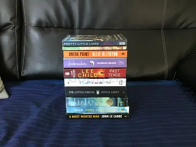 10 THRILLER NOVELS