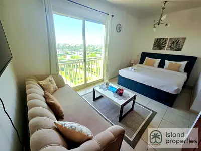 Move-In Ready | Cozy & Bright Studio| Mina al Arab