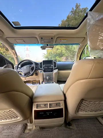 2017 Toyota LAND CRUISER 照片 16