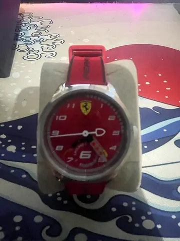Scuderia Ferrari pitlane watch (model 0860004)