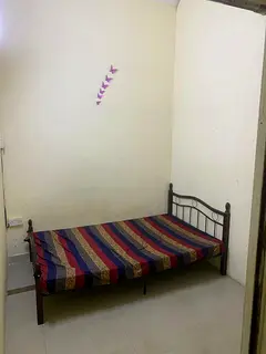 PARTITION AVAILABLE FOR LADIES AND COUPLE NEAR DUBAI AIRPORT FREEZONE METRO STATION DAFZA