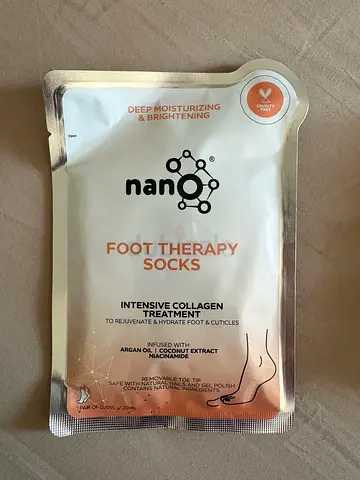 Foot therapy socks - collagen mask