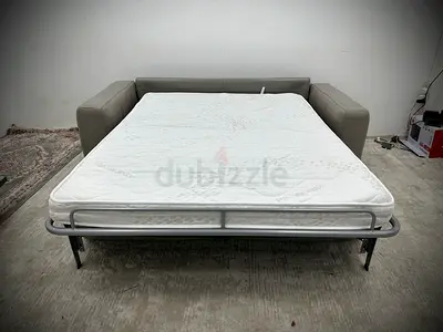 As perfect condition Natuzzi brand two seater sofabed
