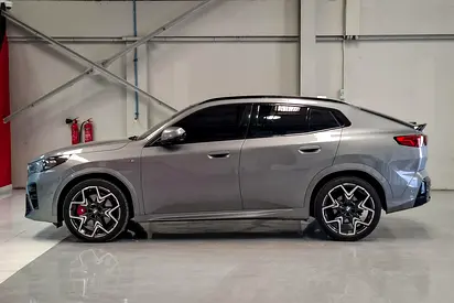 2025 BMW X2 thumbnail 5