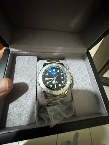 Bentley mens watch with original box - excellent condition