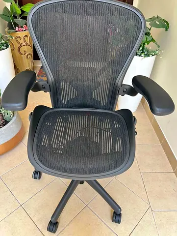 Herman Miller Aeron Office Chair Fully Options Good Condition