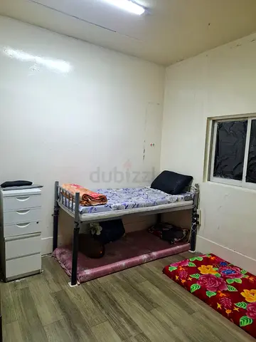 Al Quoz 1 - Bed Space - Spacious  Clean