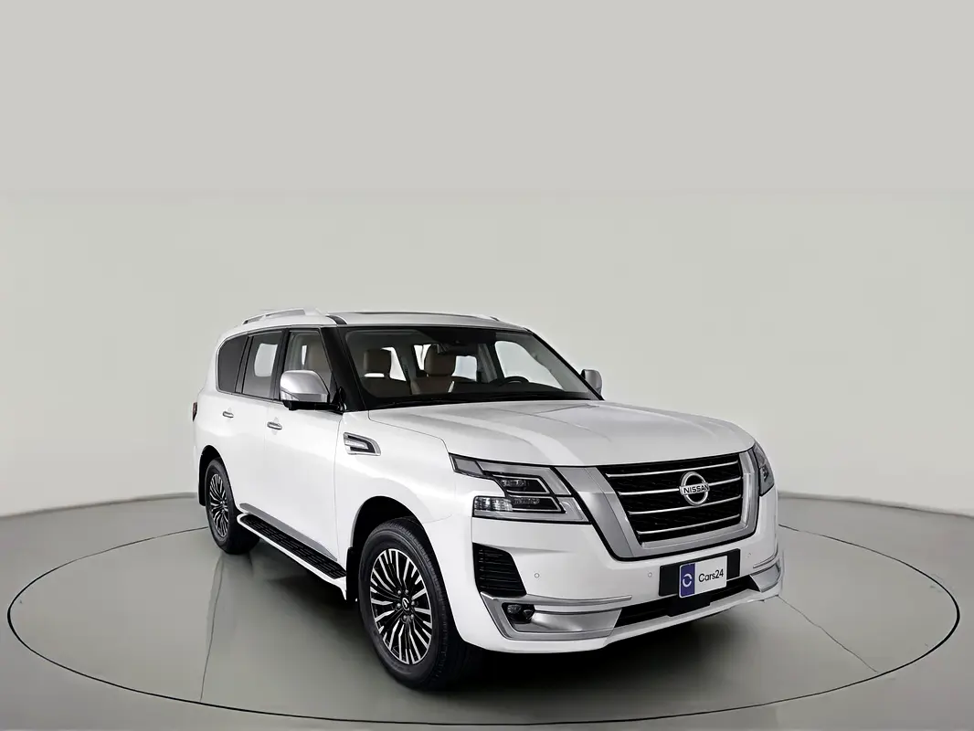 Nissan Patrol 2023 — photo 1 of 13