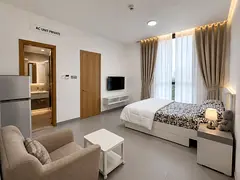 Room with attached washroom  GYM POOL NEAR METRO ,NEW BUILDING