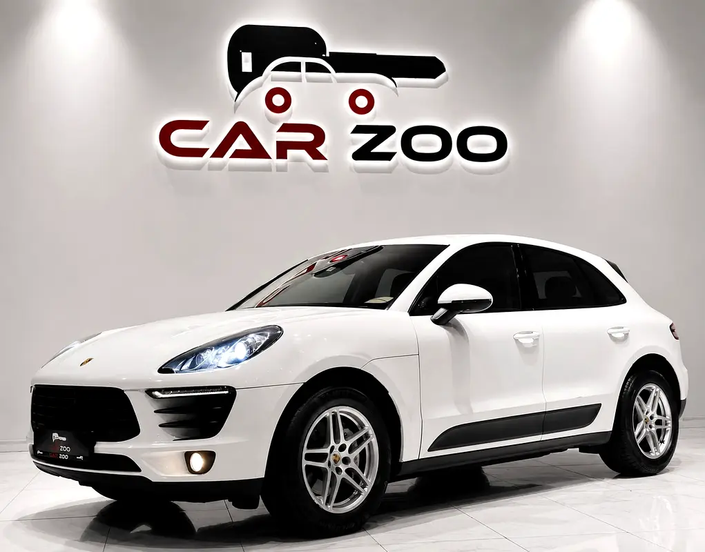 Porsche Macan 2015 — photo 1 of 17