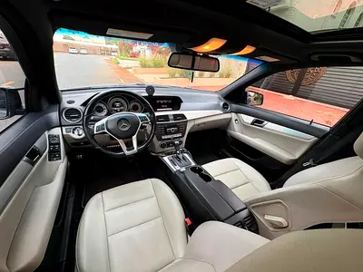 2014 Mercedes-Benz C-Class C250 - Premium Condition