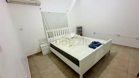 EXECUTIVE BACHELOR ROOM AVAILABLE FOR RENT IN KHALIDYAH