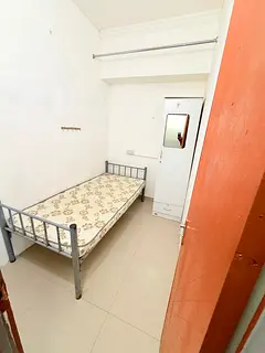 Partition available emirates tower metro SZR ready to move