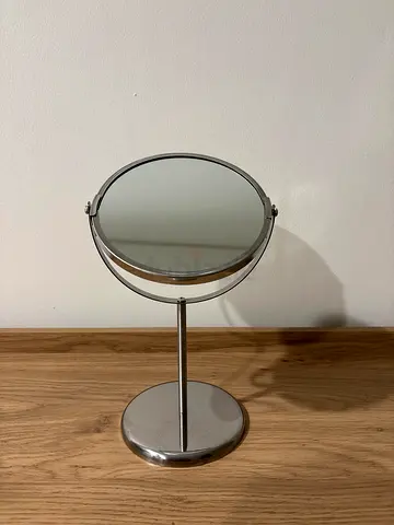 Double-sided tabletop vanity mirror with stand (metal frame)