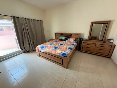 Large studio available for rent with balcony and fully furnished(No commission) and chiller free