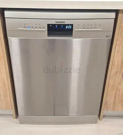 Siemens stainless steel built-in dishwasher - good condition