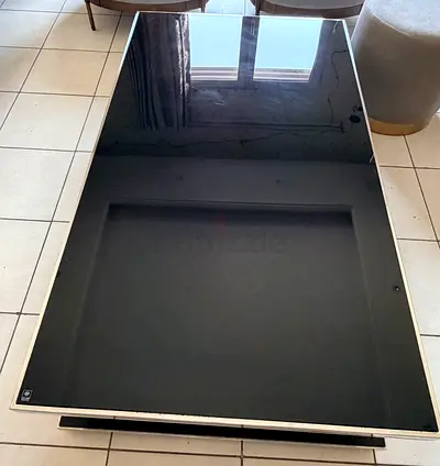 Center coffee table for sale