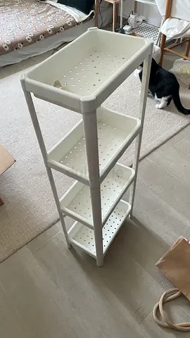 IKEA RASKOG-style 4-tier plastic utility shelf - white, good condition