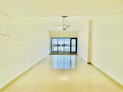 SPACIOUS 2BHK APARTMENT IN THE HEART OF DUBAI || HUGE BALCONY || NEAR TO METRO