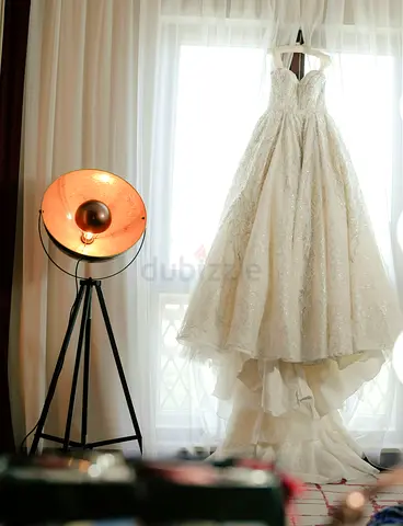 White Lace Ball Gown Wedding Dress - Strapless, Full Skirt