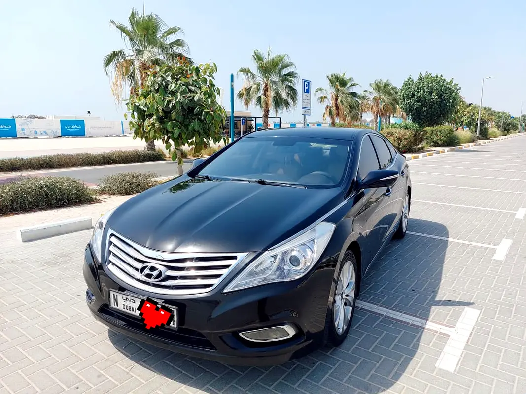 Hyundai Azera 2013 — photo 1 of 6