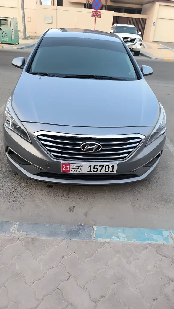 Hyundai Sonata 2017 — photo 1 of 11