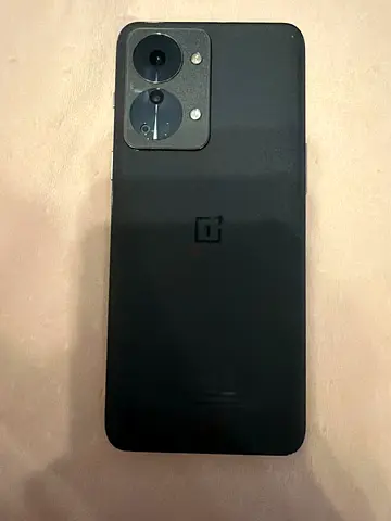 OnePlus nord 2T 5g smartphone in good condition - dual camera ram 8+4gb rom 128gb