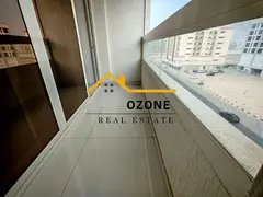 LIKE NEW SPECIOUS 2BHK PENTHOUSE AVAILABLE WITH PARKING //FAMILY BUILDING AT A PRIME LOCATION