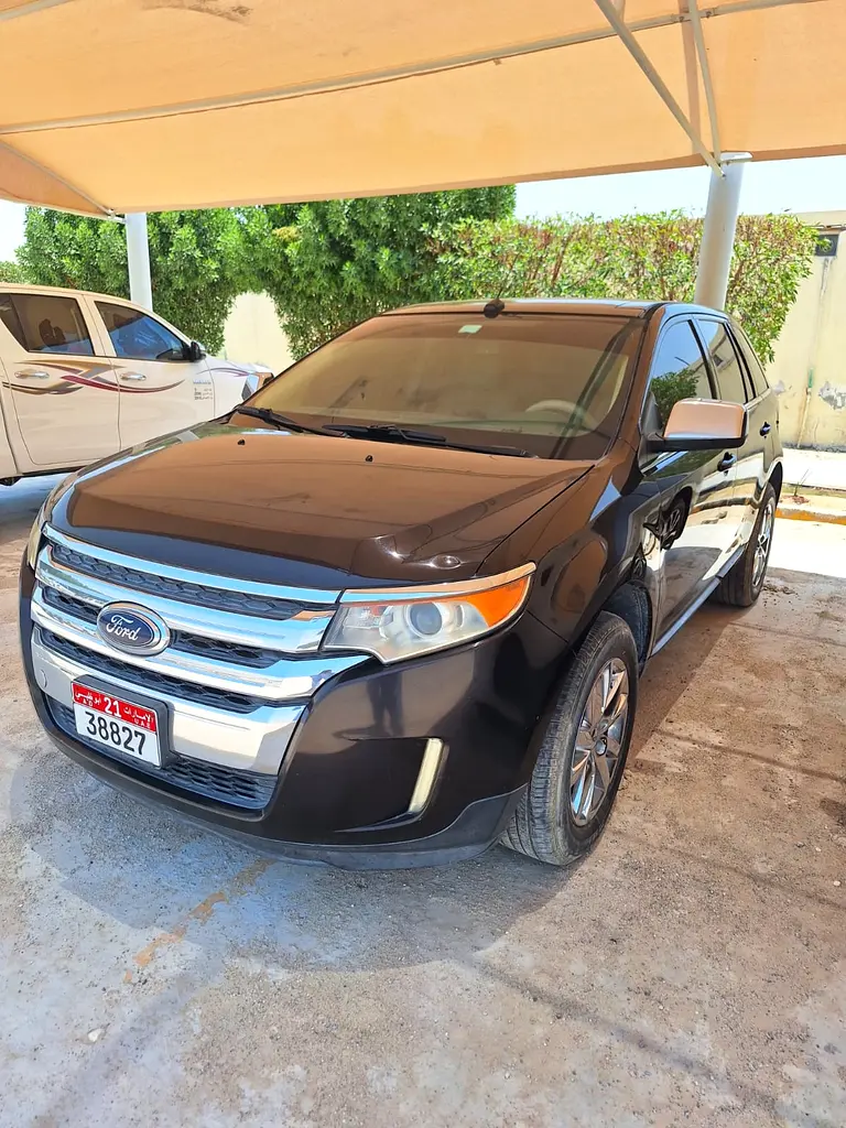 Ford Edge 2013 — photo 1 of 19