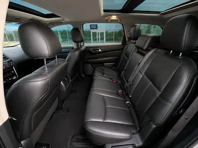 2016 Nissan PATHFINDER — миниатюра 18
