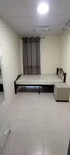 Big Partition Available for rent Discovery gardens