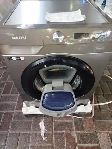 Samsung brand new 10kg Ai Control washing machine unused
