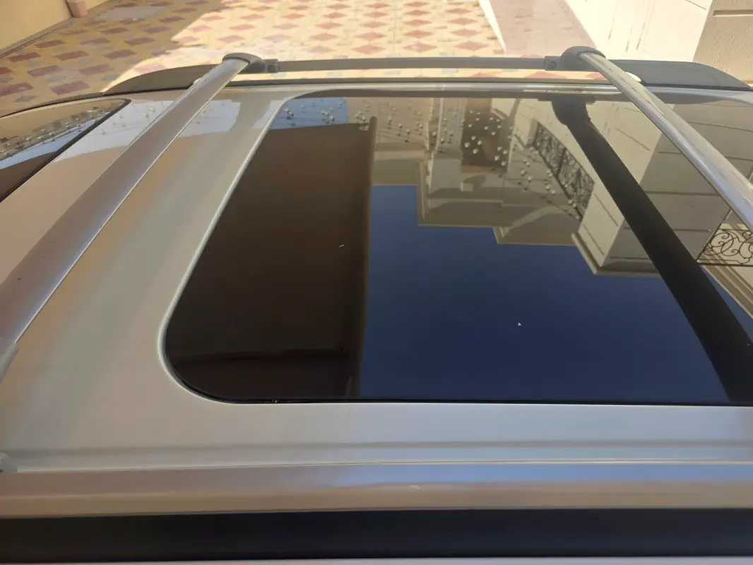 Nissan Pathfinder 2016 — photo 1 of 3