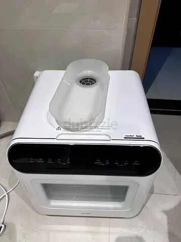 Portable countertop dishwasher - compact, like-new condition